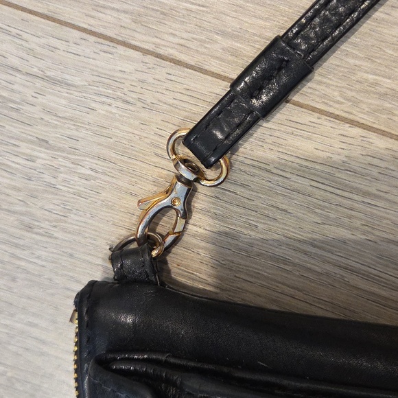 Lodis Clutch/Wristlet - Picture 4 of 8